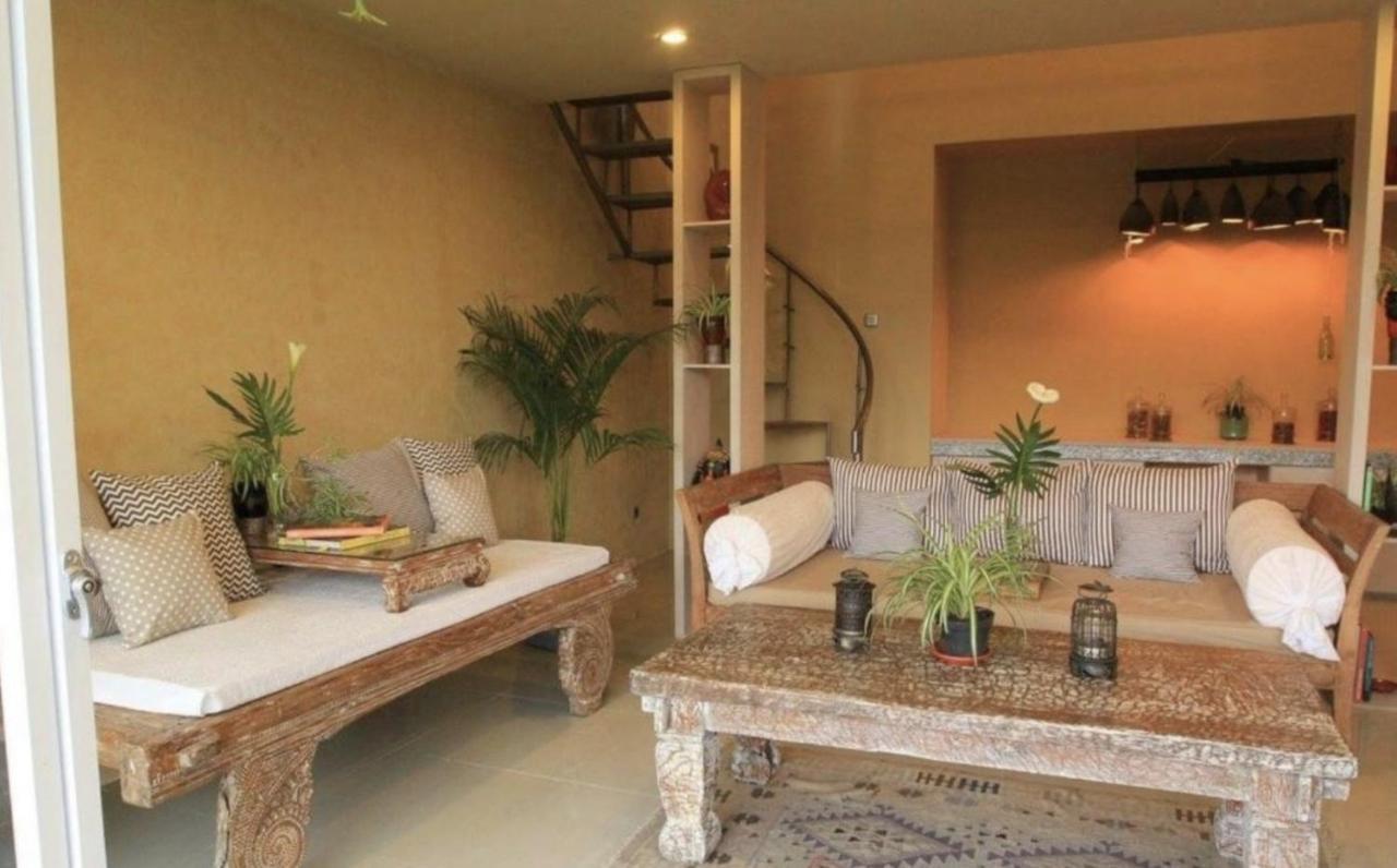 Ruth'S Bed & Breakfast Lembang Extérieur photo