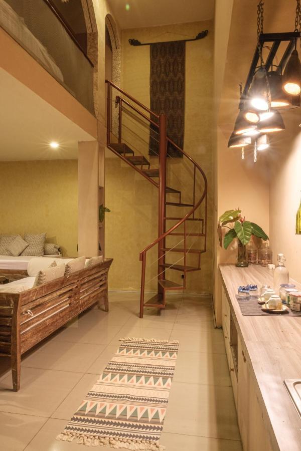 Ruth'S Bed & Breakfast Lembang Extérieur photo
