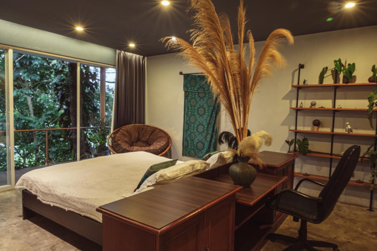 Ruth'S Bed & Breakfast Lembang Extérieur photo