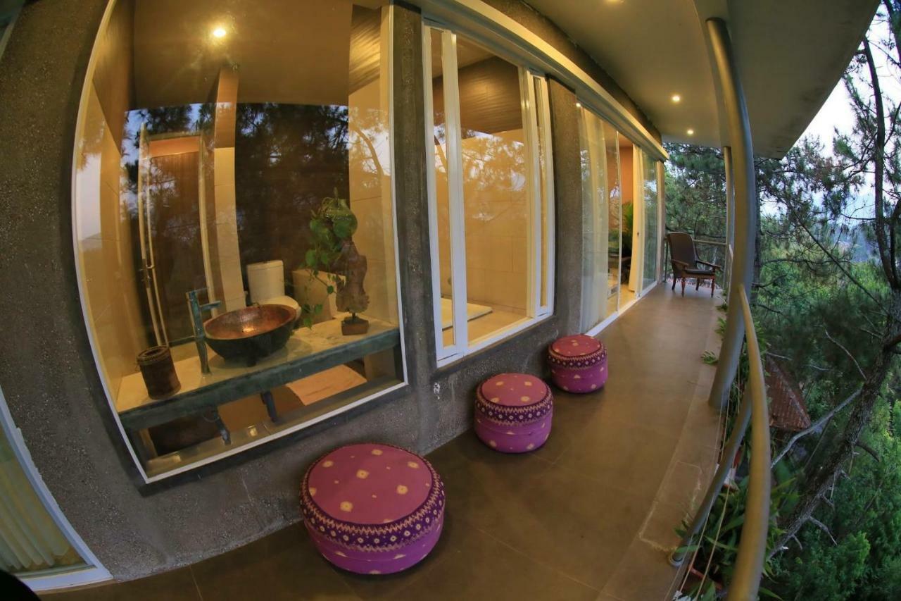 Ruth'S Bed & Breakfast Lembang Extérieur photo