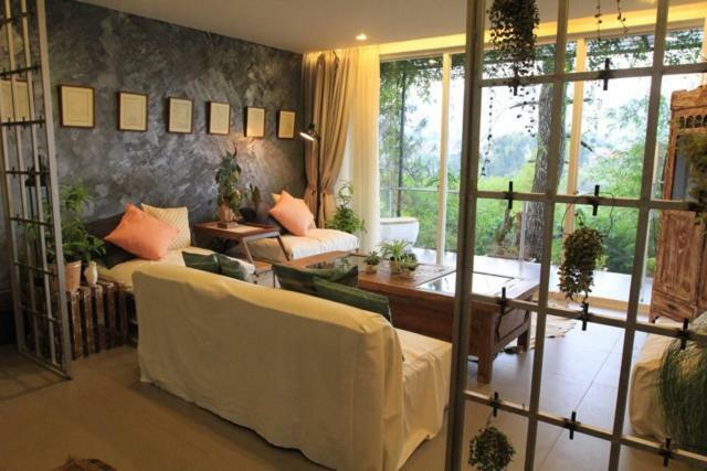 Ruth'S Bed & Breakfast Lembang Extérieur photo